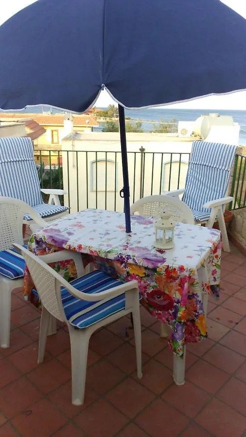 Villa Giglio di mare Marzamemi Italia